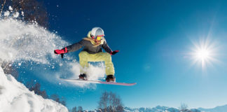 Co powinno znaleźć się w wyposażeniu fanów snowboardu?